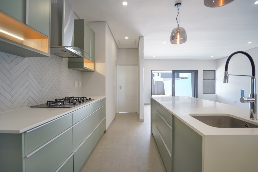4 Bedroom Property for Sale in Sandown Western Cape